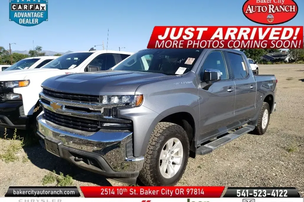 2022 Chevrolet Silverado 1500 LT photo 1