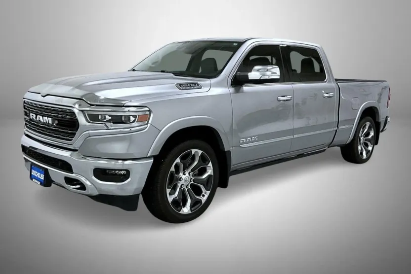 2022 Ram 1500 Limited photo 1