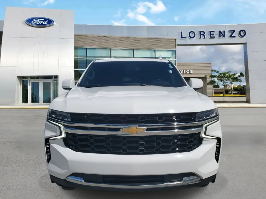 2021 Chevrolet Suburban LS photo 1