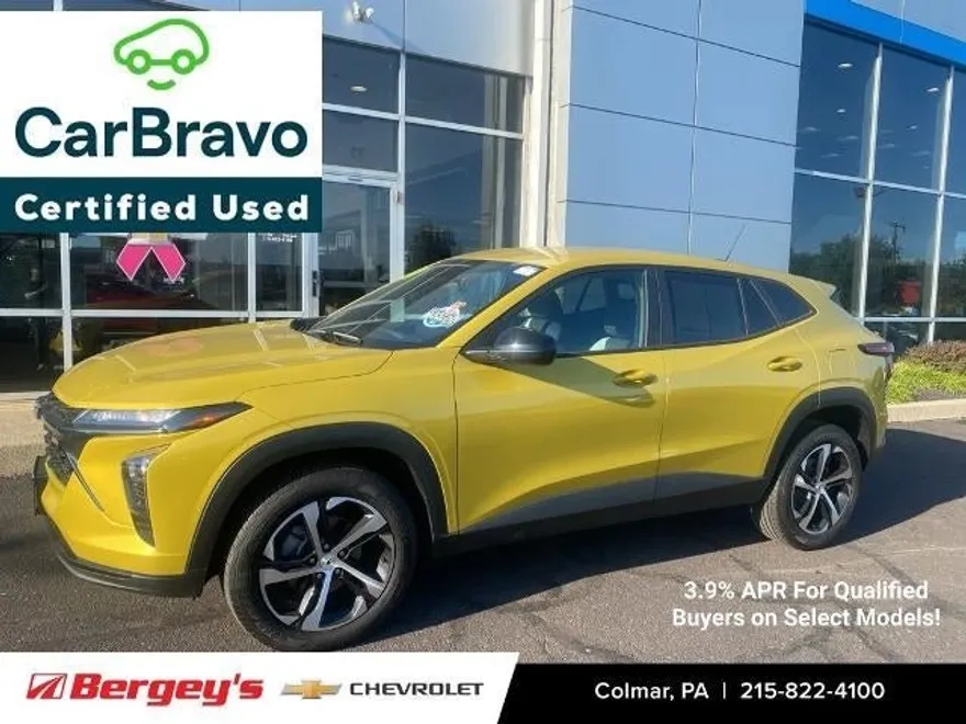 2024 Chevrolet Trax photo 1