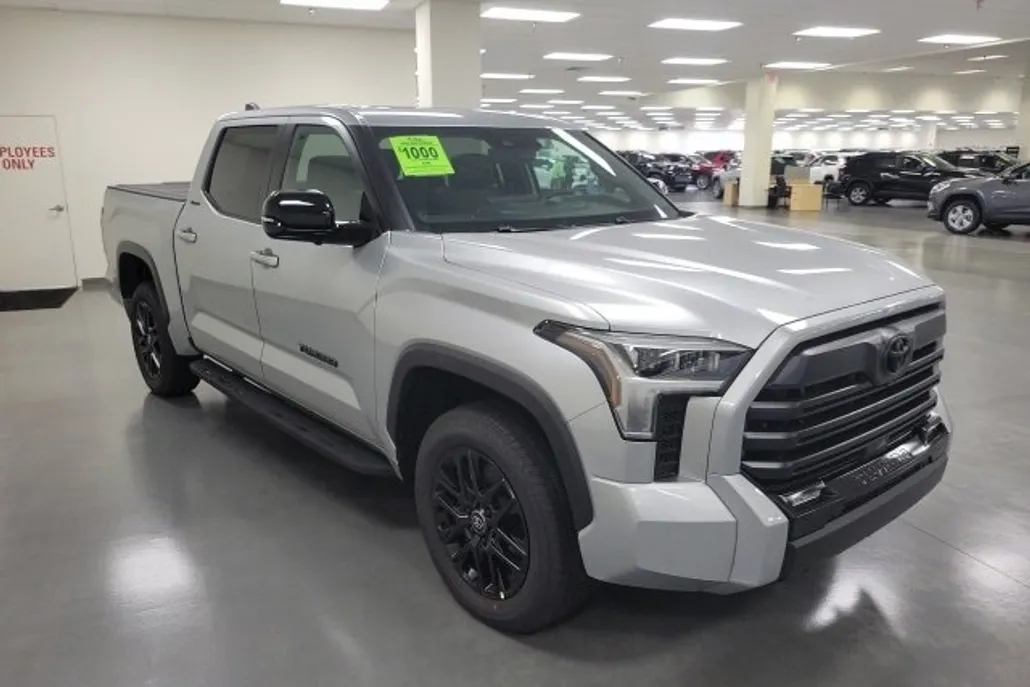 2026 Toyota Tundra Limited CrewMax photo 1