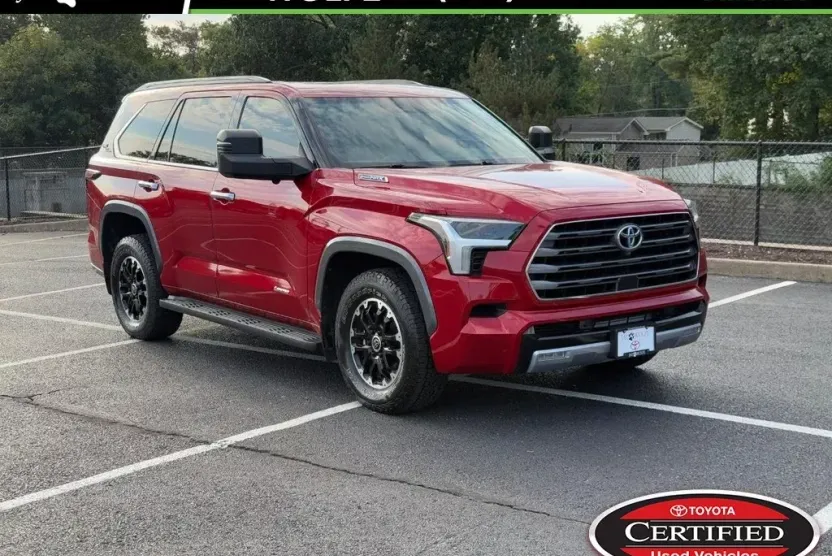2023 Toyota Sequoia Limited photo 1