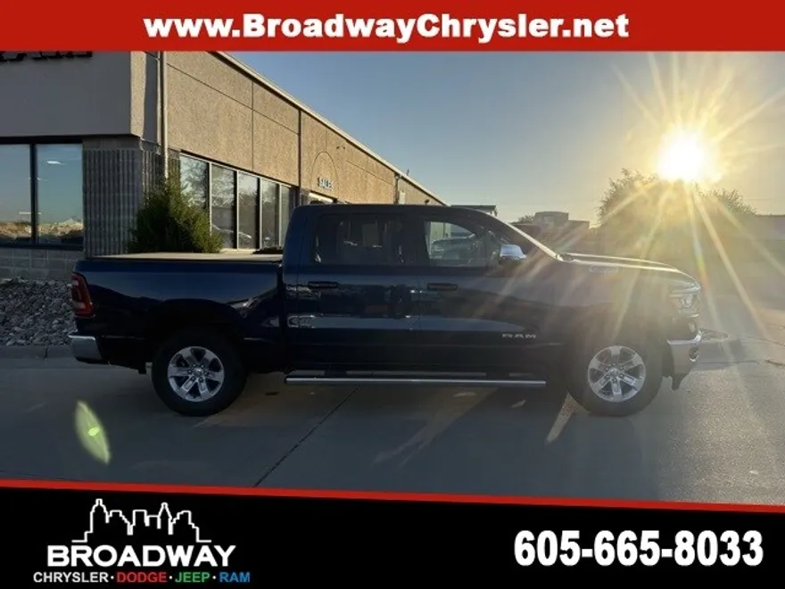 2024 Ram 1500 Laramie photo 1
