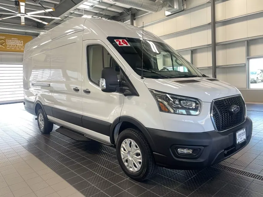 2024 Ford Transit photo 1