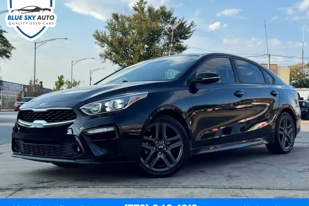 2020 Kia Forte GT-Line photo 1