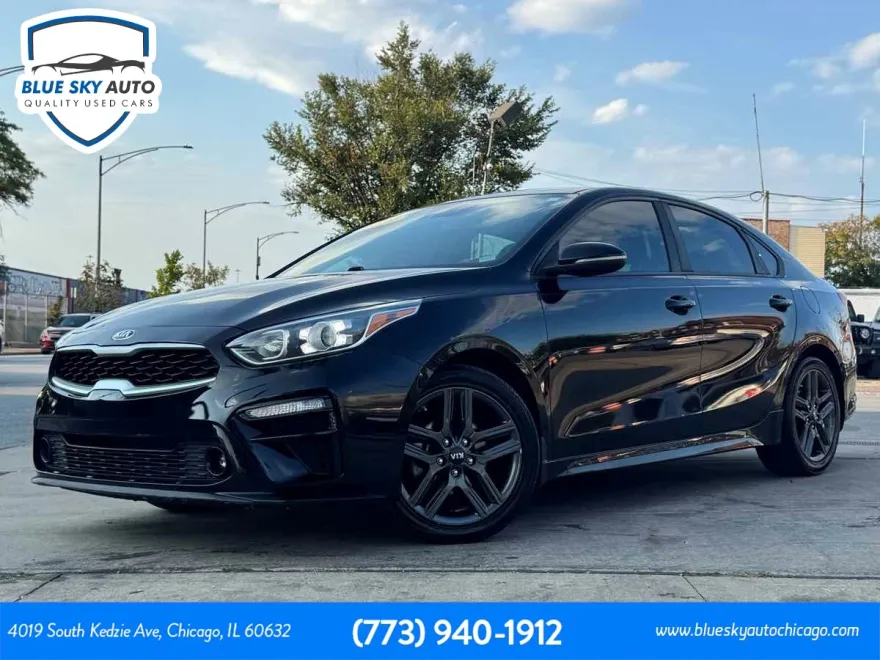 2020 Kia Forte GT-Line photo 1