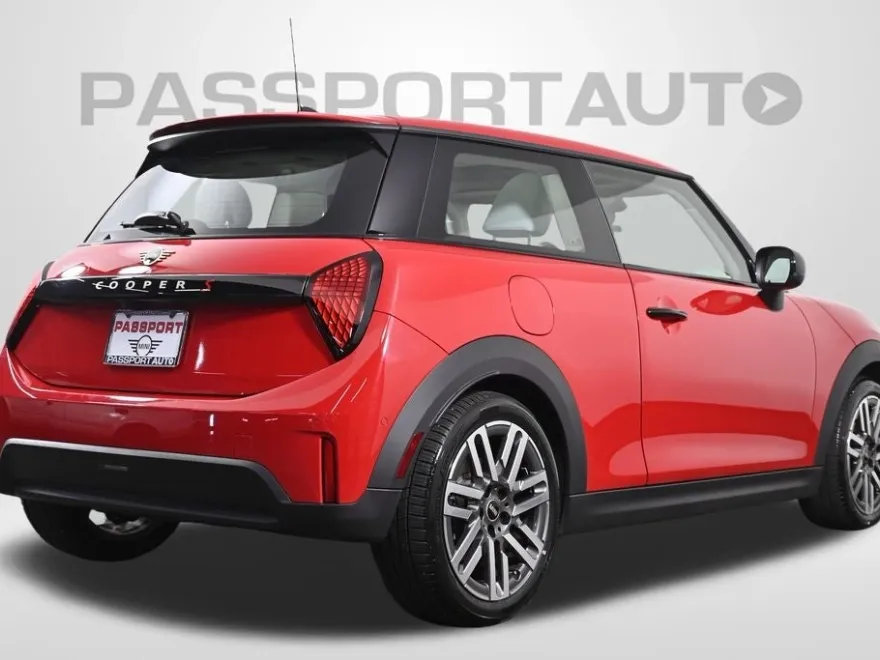 2025 Mini Cooper 2 Door Hardtop S photo 10