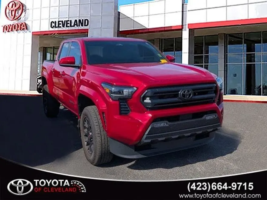 2025 Toyota Tacoma SR5 photo 1