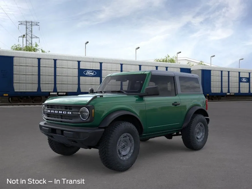 2025 Ford Bronco Base photo 1