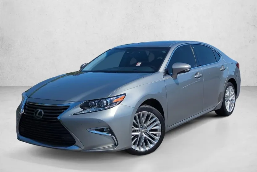 2016 Lexus ES 350 photo 1