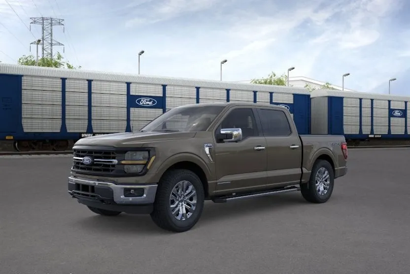 2025 Ford F-150 XLT photo 1