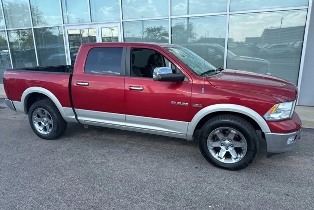 2010 Dodge Ram Laramie photo 1
