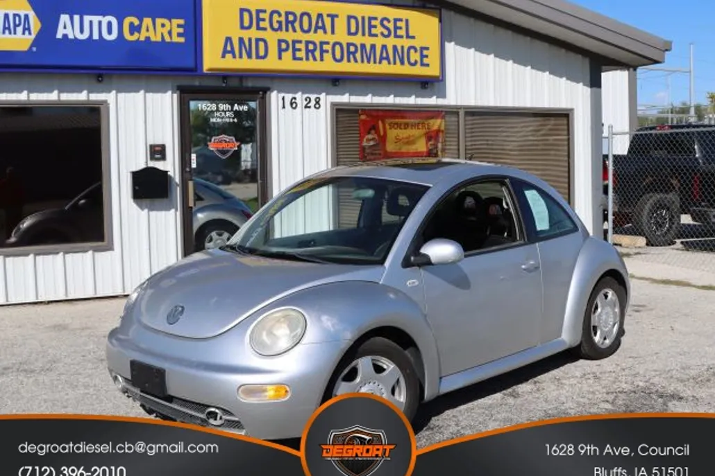 2001 Volkswagen Beetle GLS photo 1