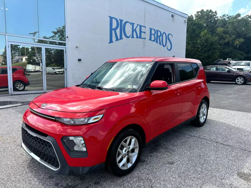 2021 Kia Soul S photo 1