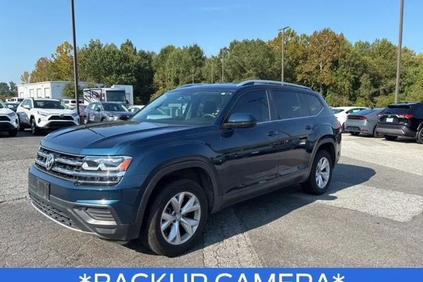 2018 Volkswagen Atlas S photo 1