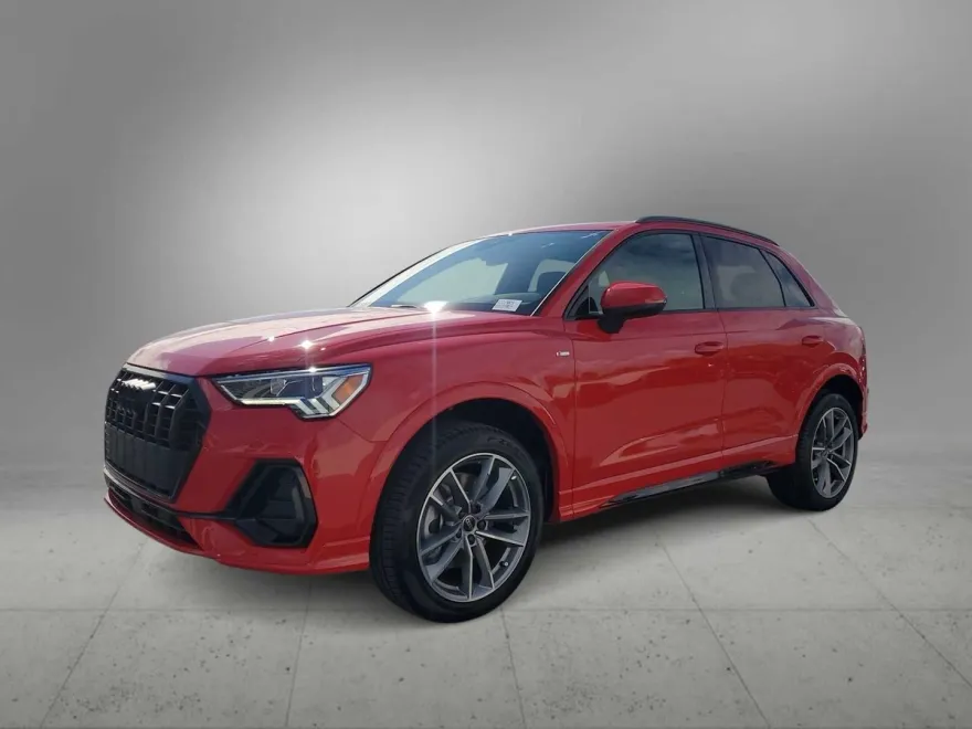 2025 Audi Q3 45 TFSI S line Premium photo 1