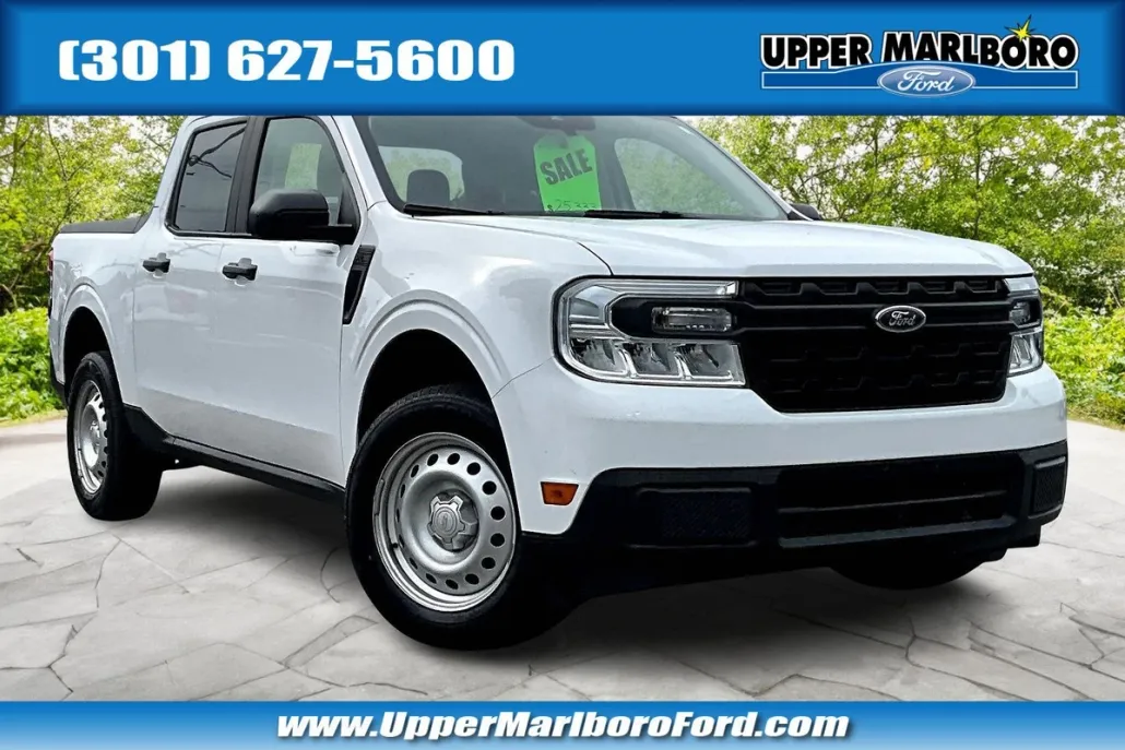 2024 Ford Maverick XL photo 1