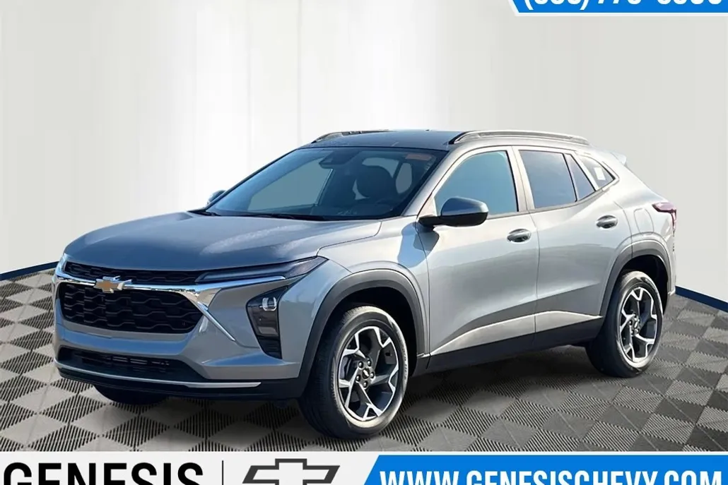 2025 Chevrolet Trax LT photo 1