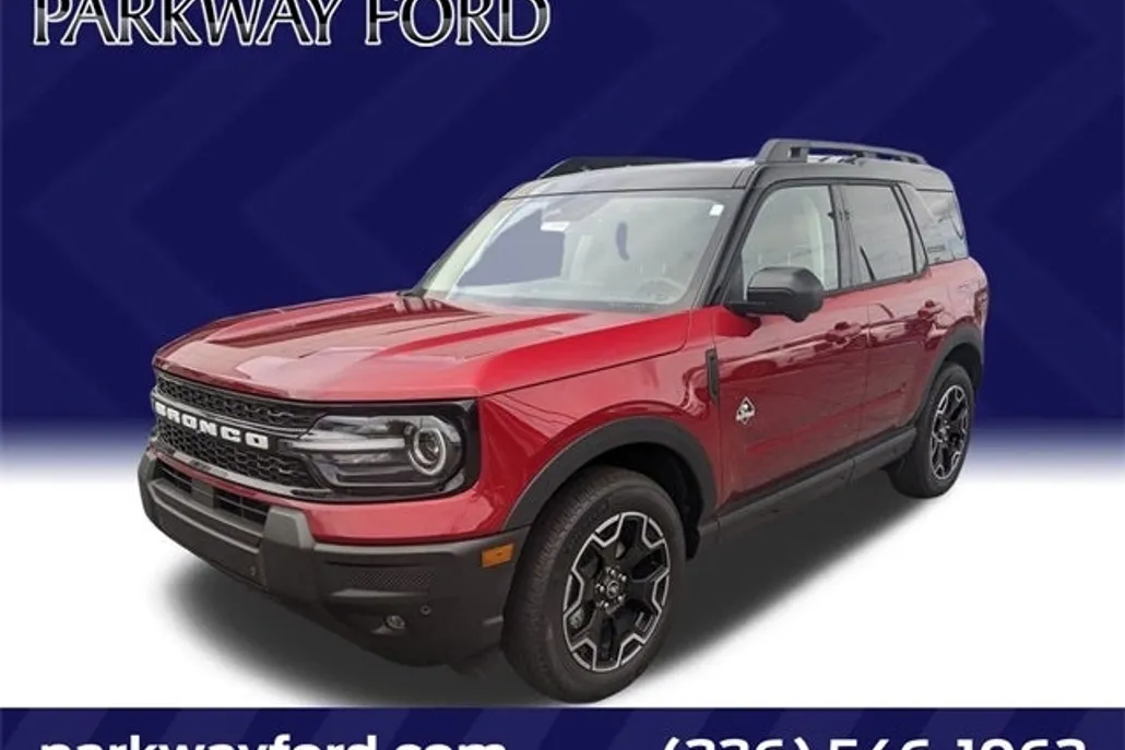 2025 Ford Bronco Sport Outer Banks photo 1