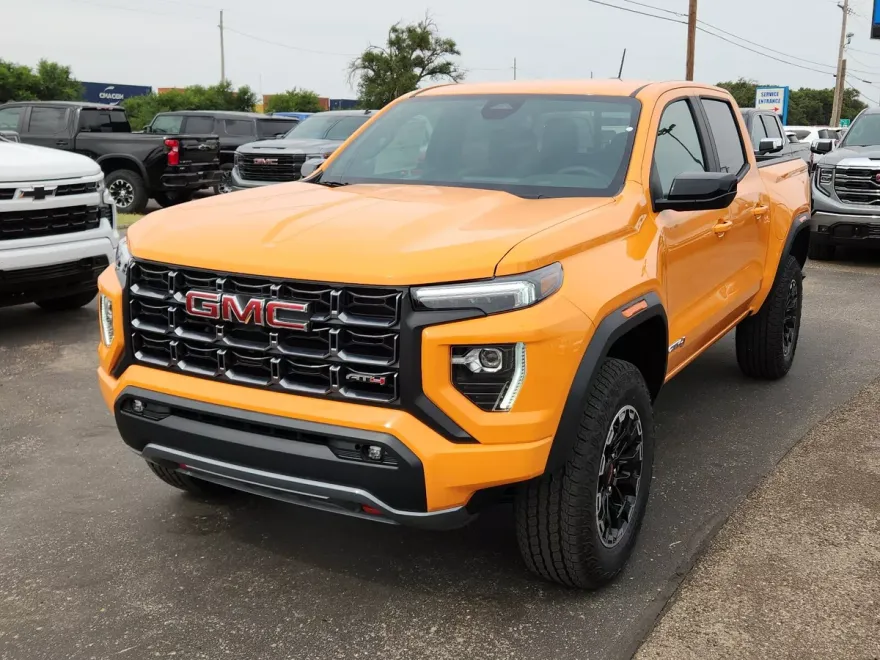 2026 Gmc Canyon AT4 photo 1