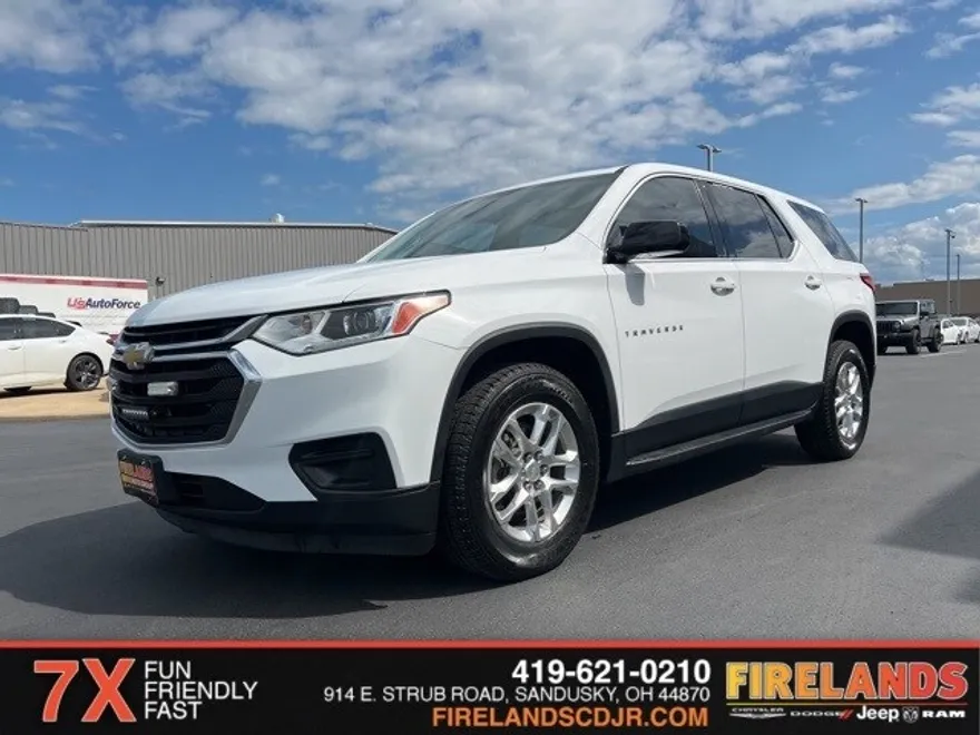 2018 Chevrolet Traverse 1LS photo 1