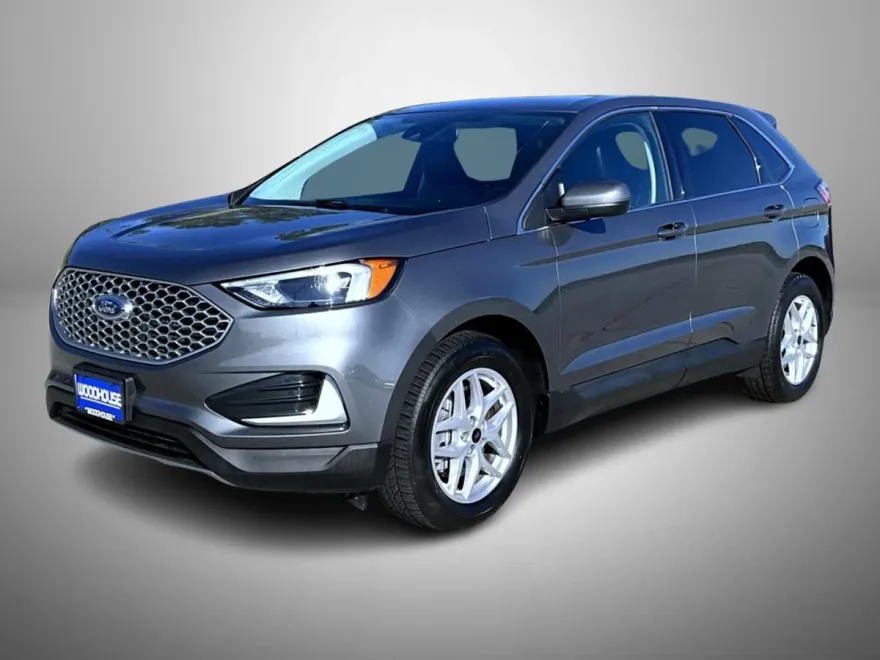 2024 Ford Edge SEL photo 1