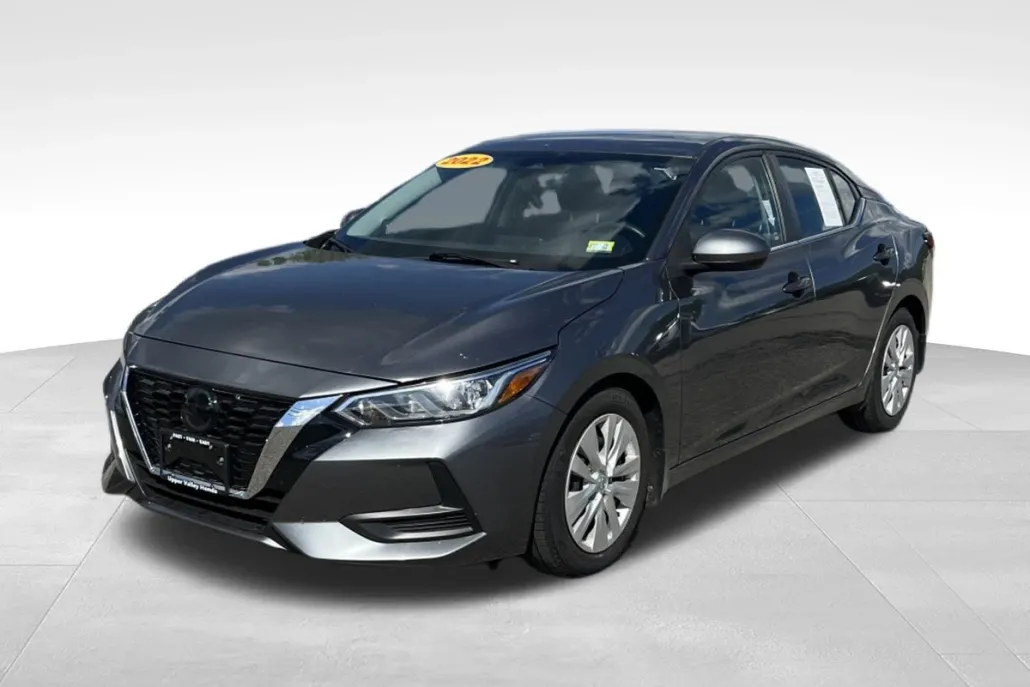 2022 Nissan Sentra S photo 1