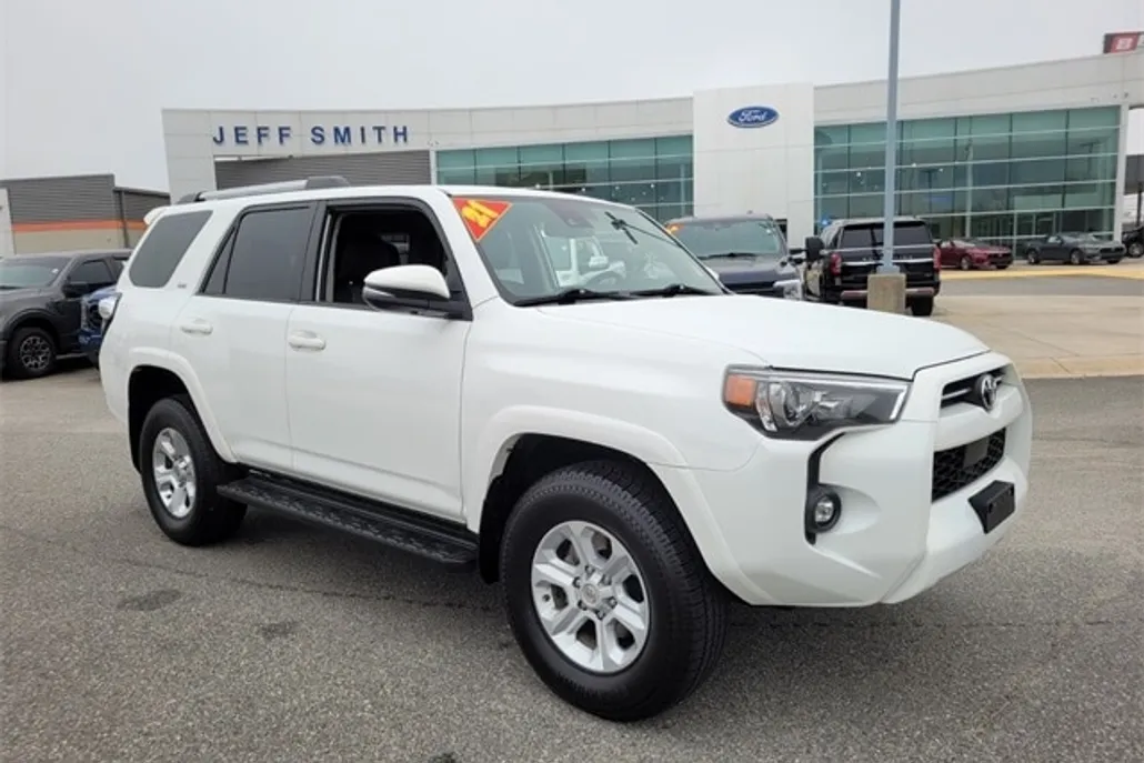 2021 Toyota 4Runner SR5 Premium photo 1