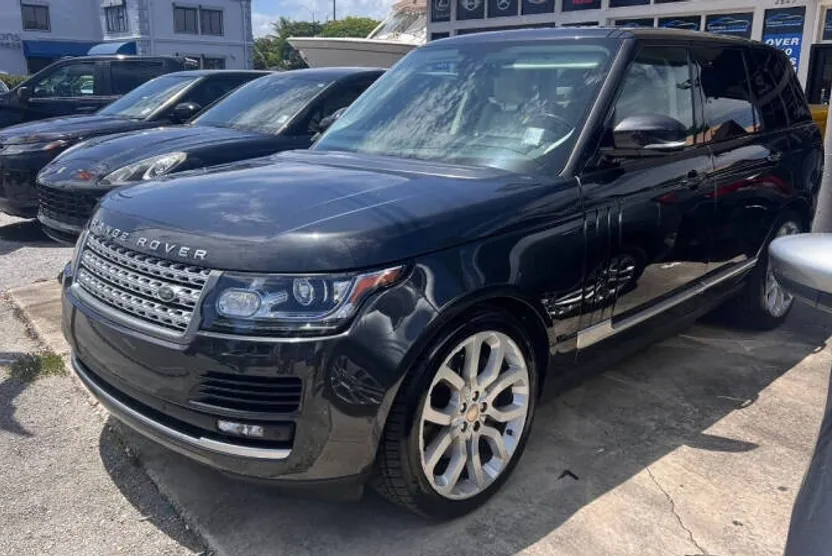 2015 Land Rover Range Rover SuperCharged photo 1