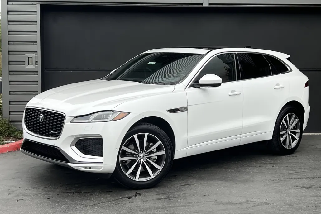 2025 Jaguar F-PACE P250 R-Dynamic S photo 1