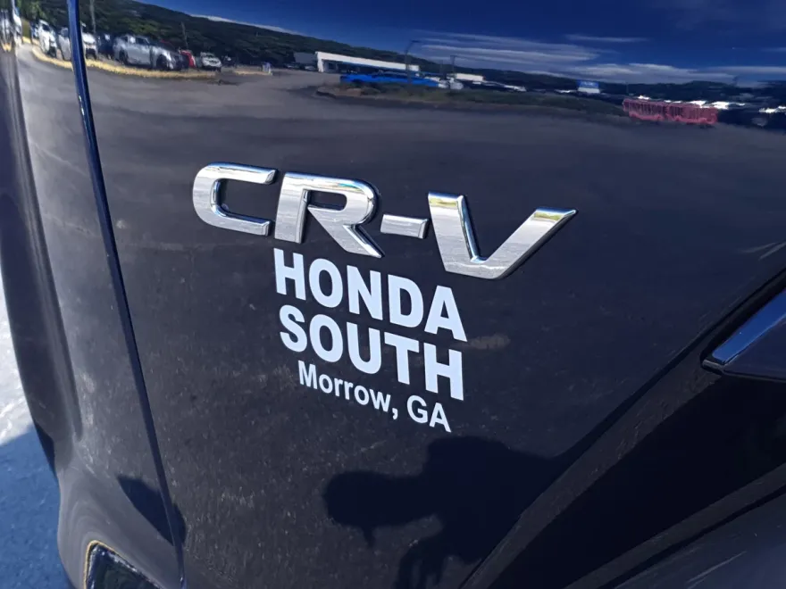 2021 Honda CR-V Hybrid Touring photo 1