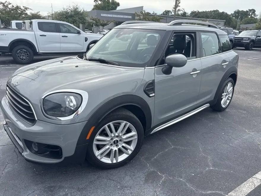 2020 Mini Countryman Signature photo 1