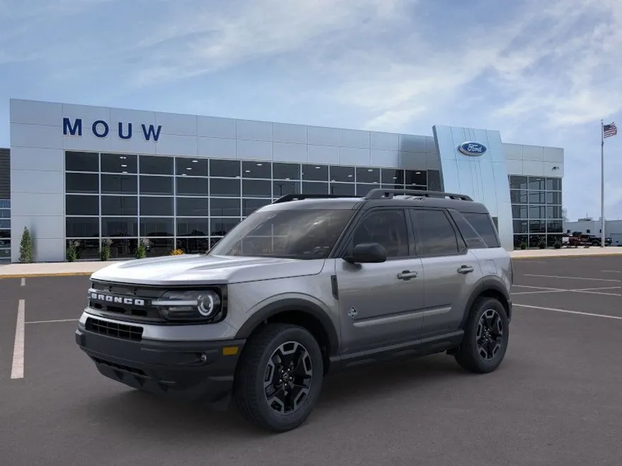 2024 Ford Bronco Sport Outer Banks photo 1