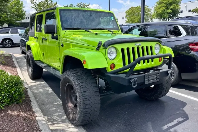 2013 Jeep Wrangler Unlimited Sahara photo 1