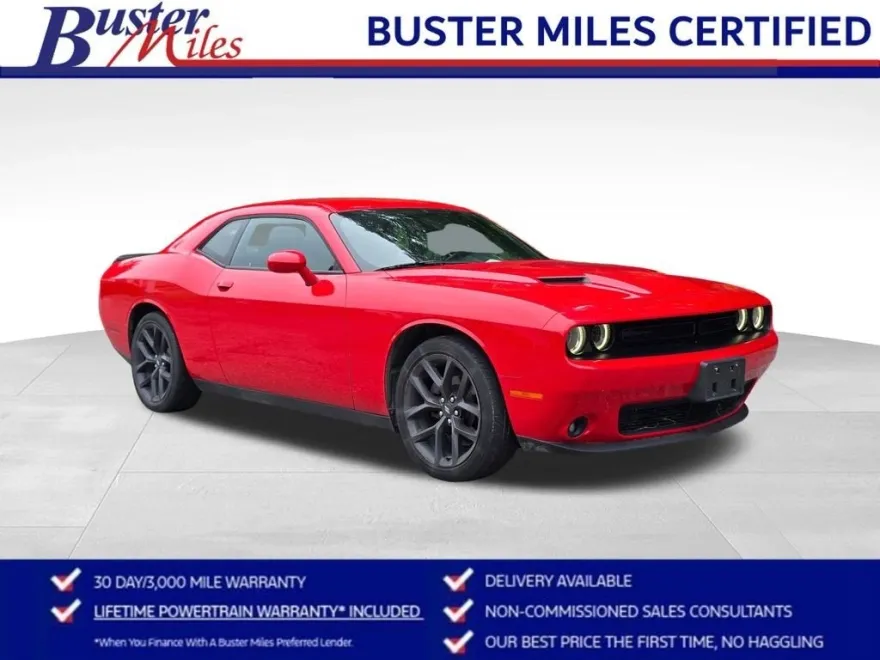 2020 Dodge Challenger SXT photo 1
