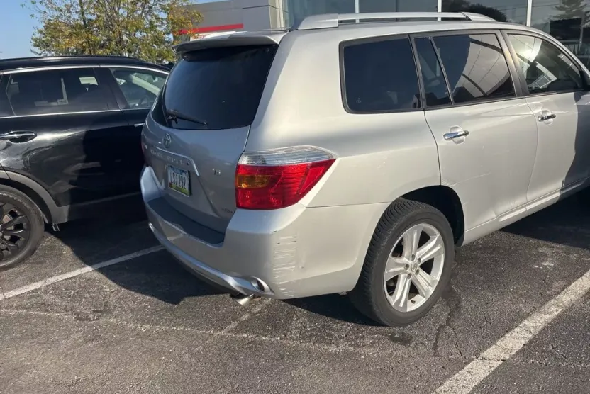 2008 Toyota Highlander Limited photo 1