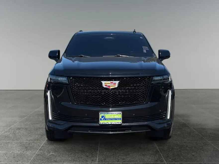 2023 Cadillac Escalade Sport photo 1
