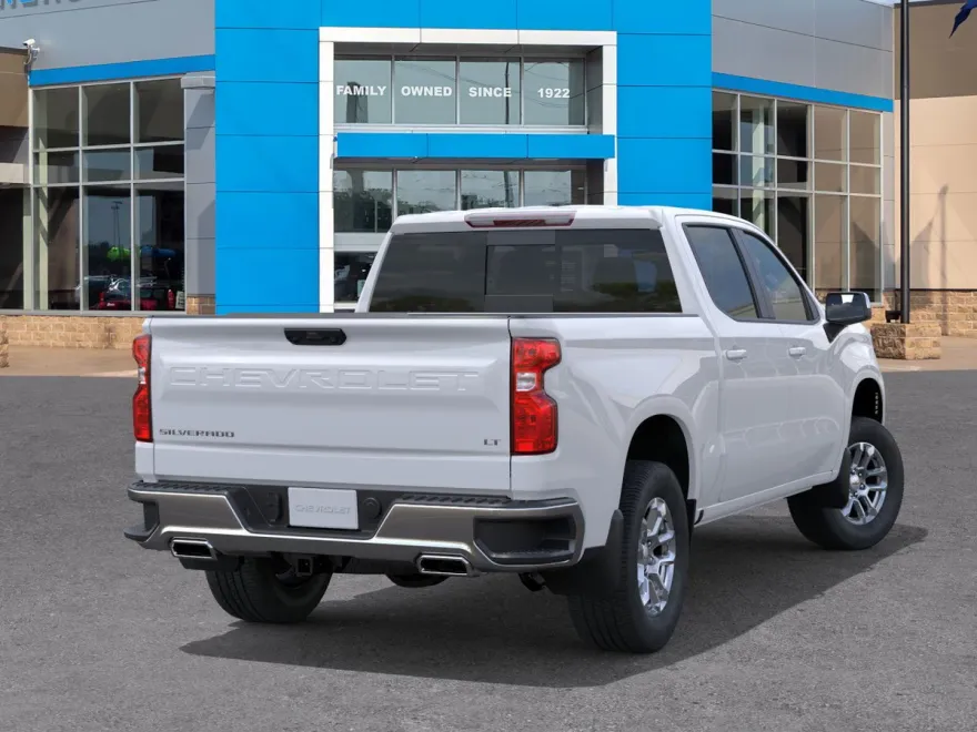 2026 Chevrolet Silverado 1500 LT photo 1