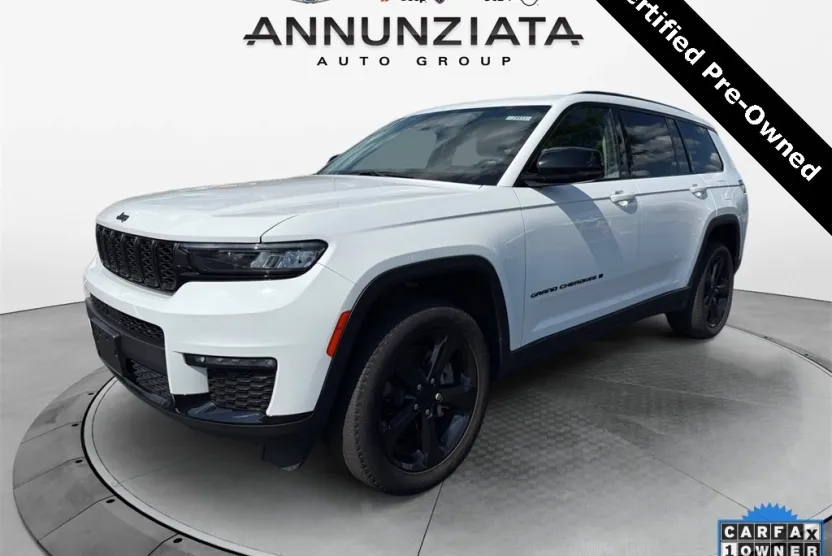 2022 Jeep Grand Cherokee Limited photo 1