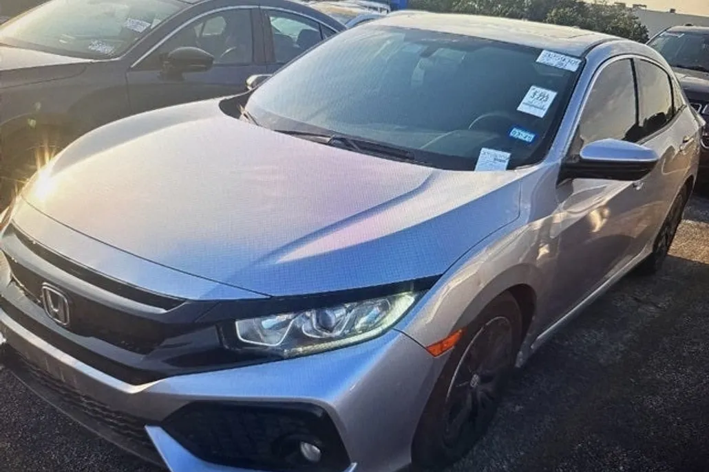2018 Honda Civic EX photo 1