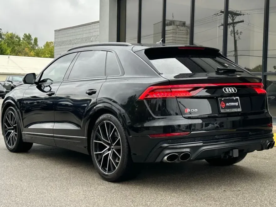 2020 Audi SQ8 Premium Plus photo 1