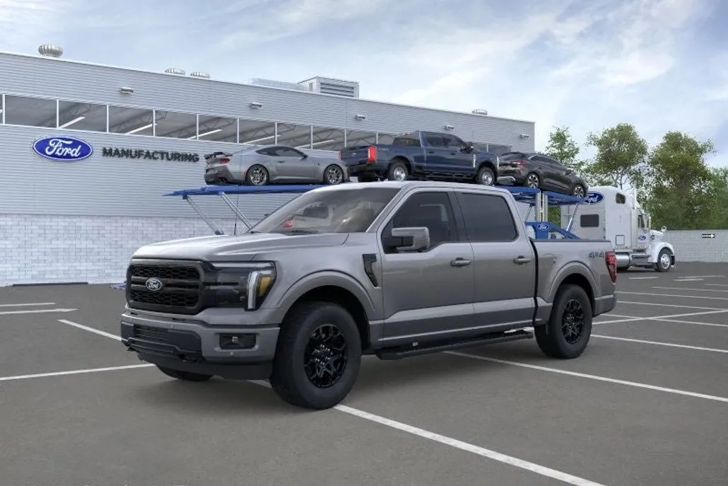 2025 Ford F-150 Lariat photo 1