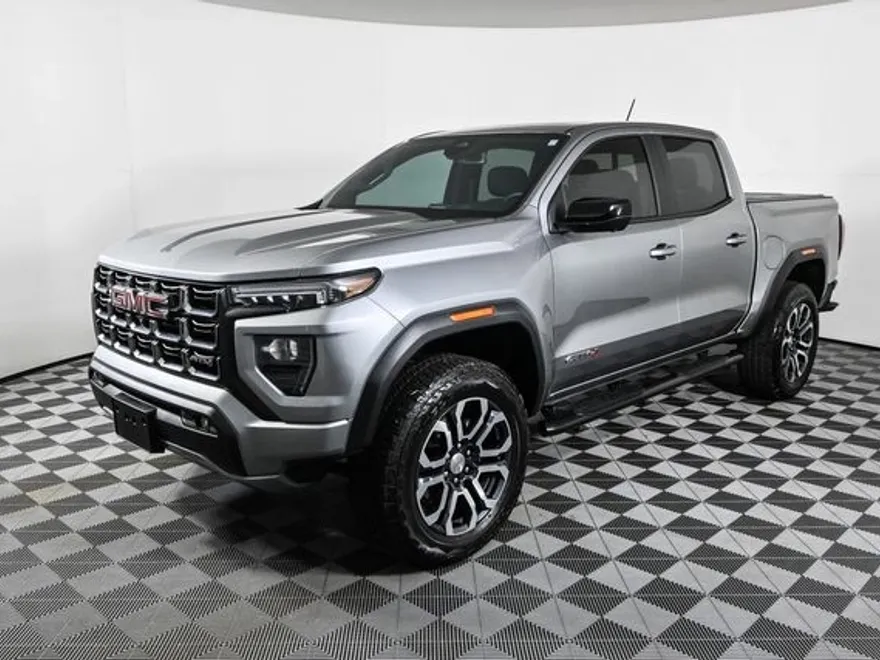 2024 Gmc Canyon AT4 photo 1