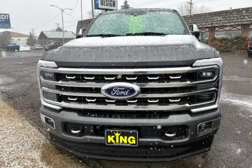 2024 Ford F-350 Platinum photo 3