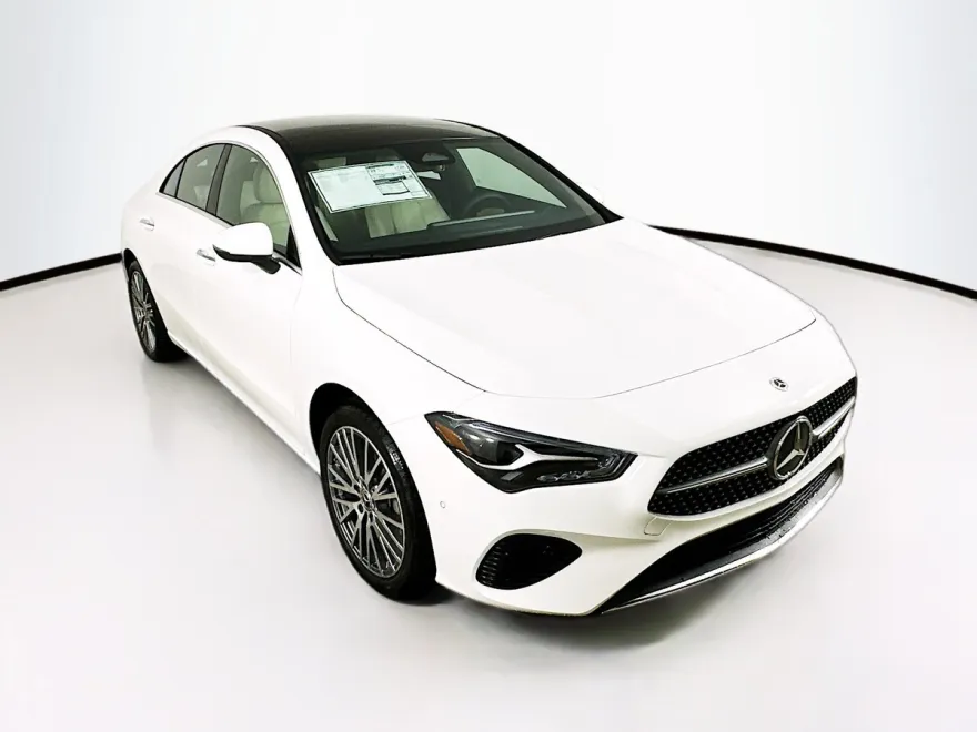 2025 Mercedes Benz CLA 250 4MATIC photo 1