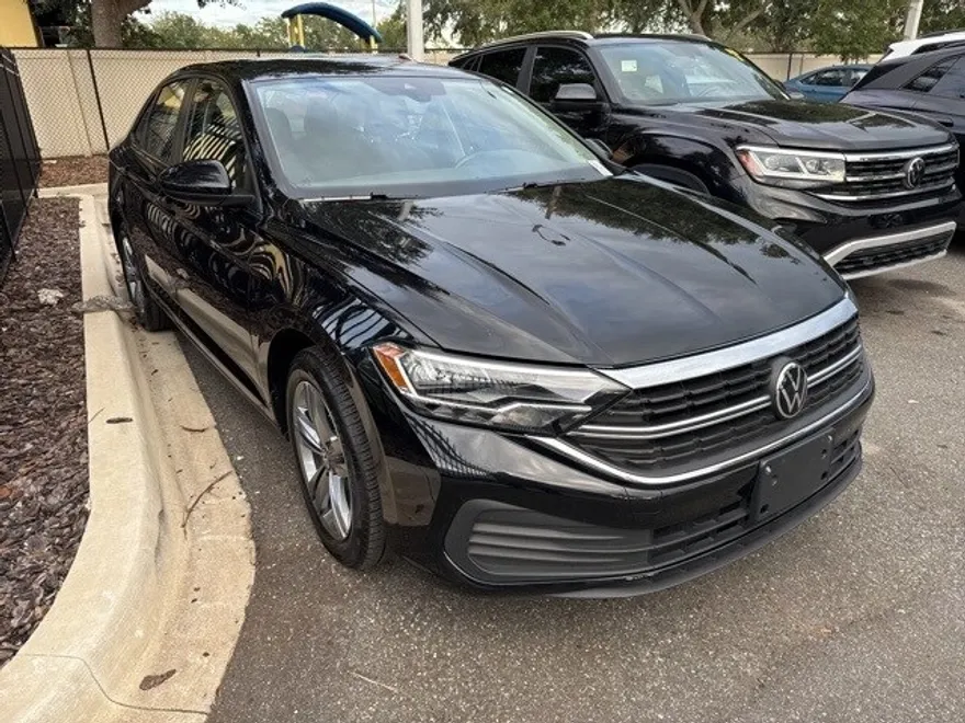 2024 Volkswagen Jetta 1.5T SE photo 1