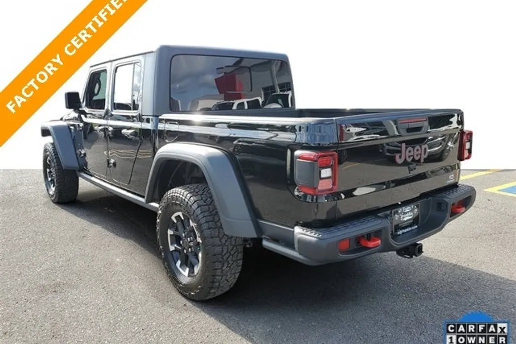 2024 Jeep Gladiator Rubicon photo 1