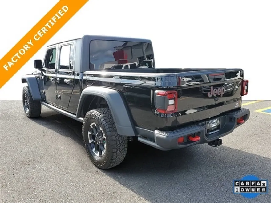 2024 Jeep Gladiator Rubicon photo 1