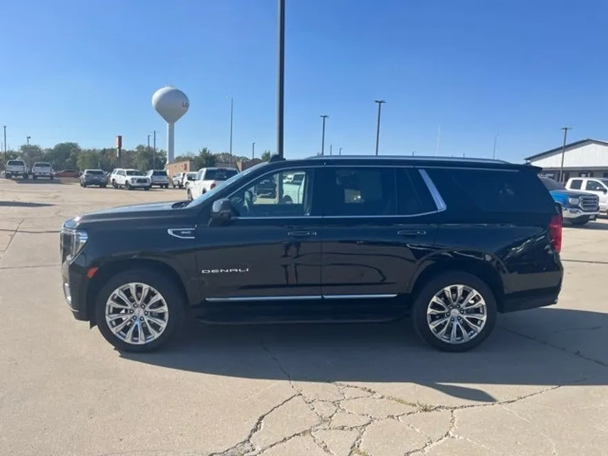 2024 Gmc Yukon Denali photo 1