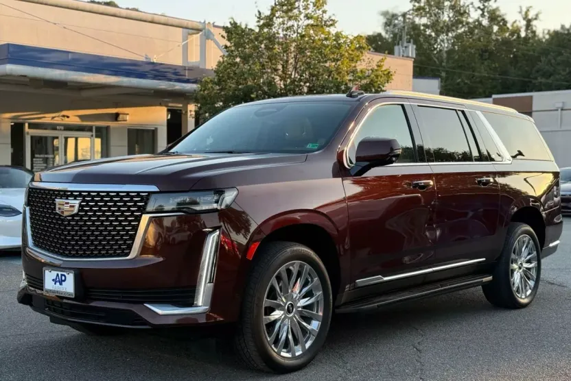 2022 Cadillac Escalade ESV Premium Luxury Sport photo 1